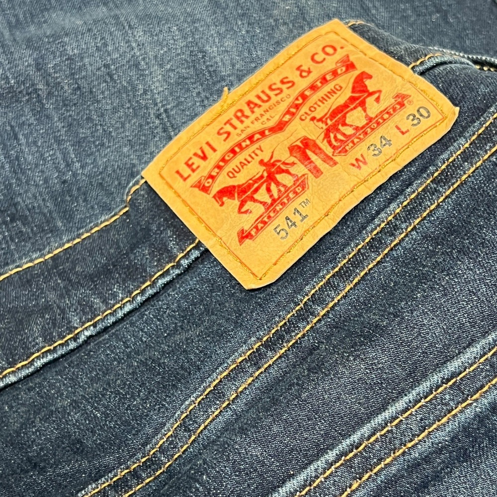 Levi's 541 Men's Straight Athletic Taper Fit Blue Demin Dark Wash Jeans 34x30 - Picture 10 of 10